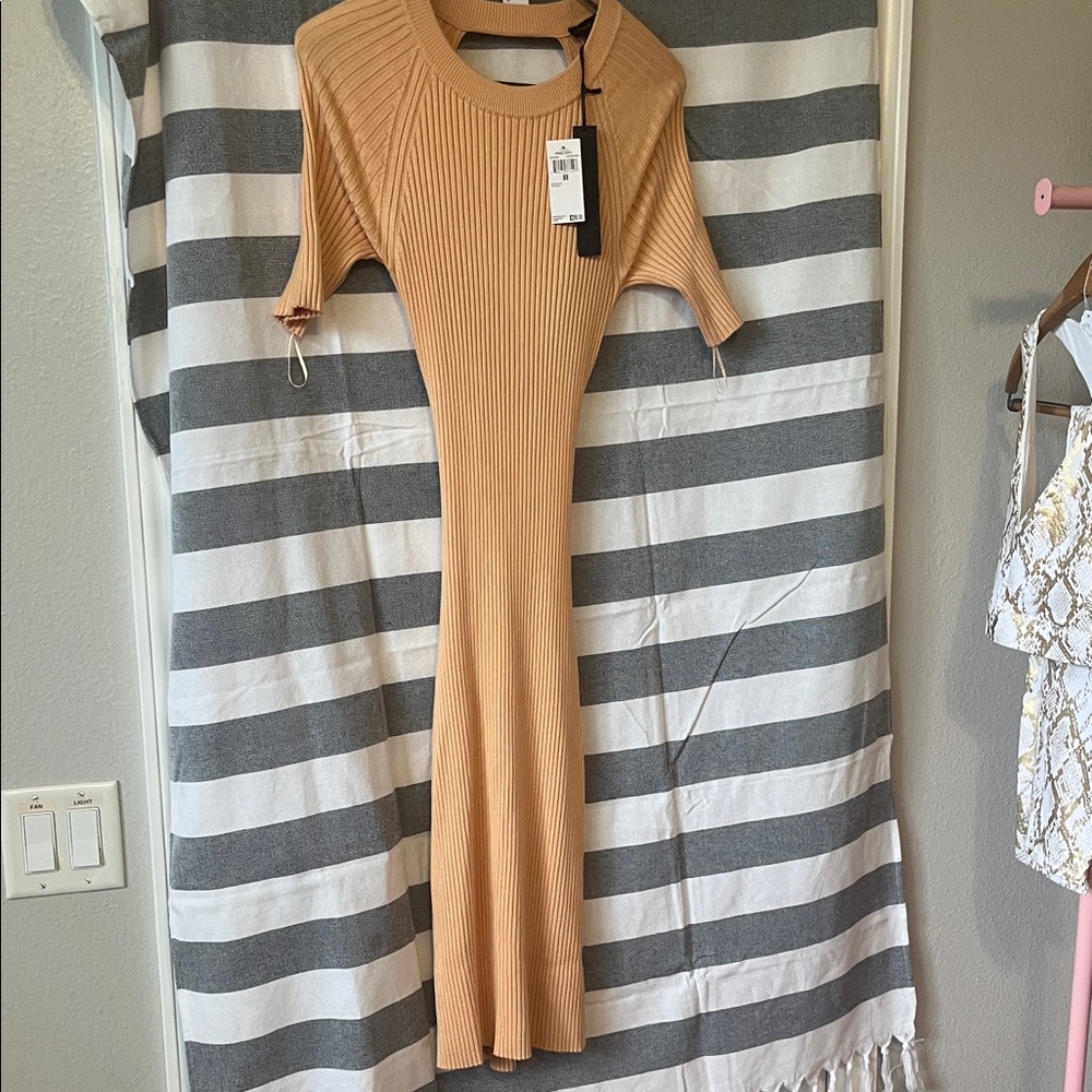 House of Harlow 1960 Camel Long Sleeve Dress